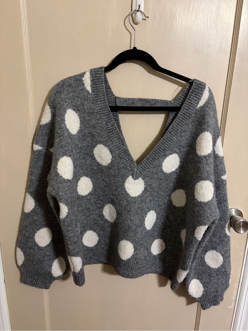 POL Grey V-Neck Sweater with White Polka Dots